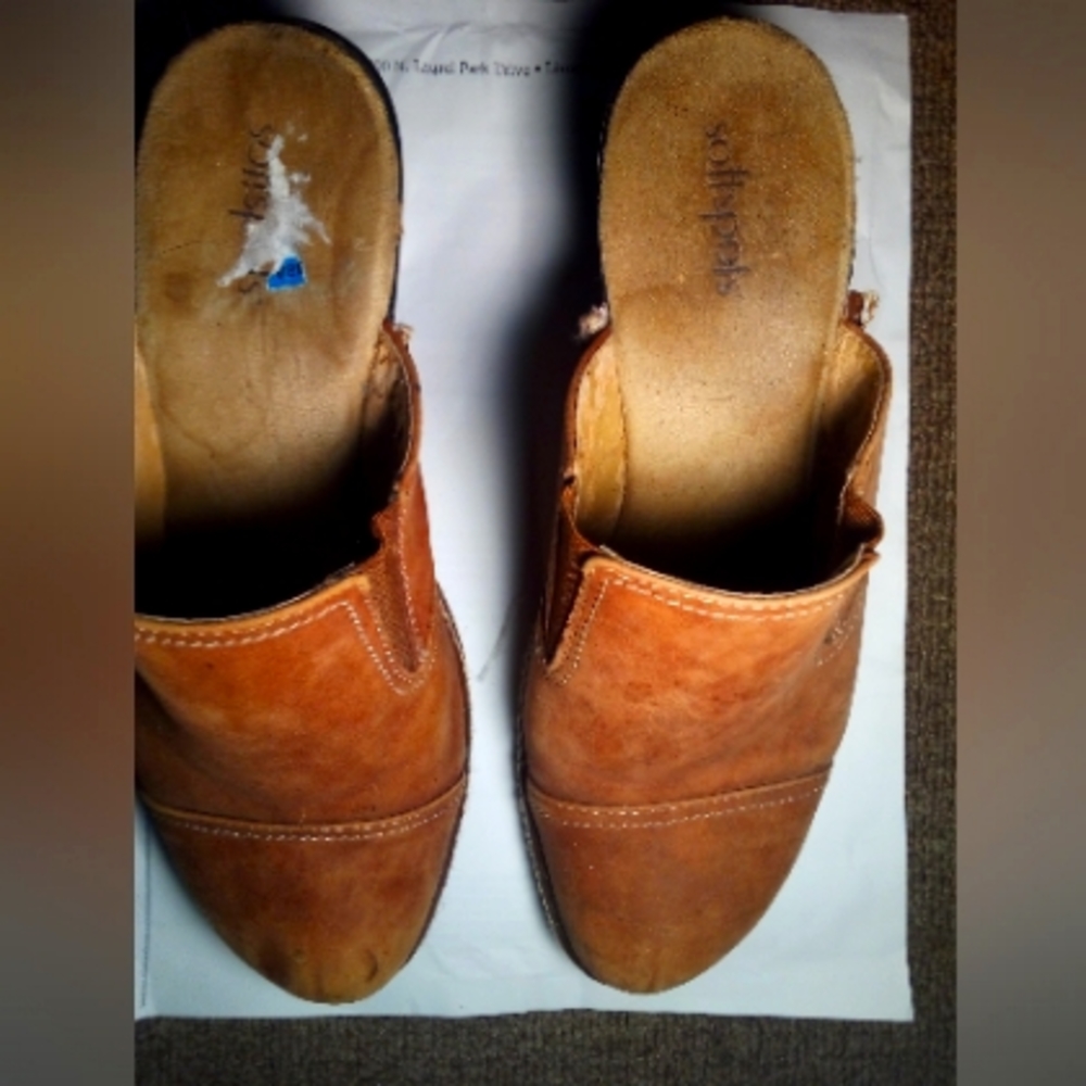 Vintage clogs